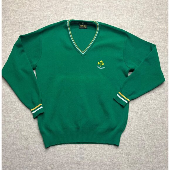 Vintage Other - Vintage 90's Sugra Made in Ireland Green V-neck Sweater Size 42 Euro Large
